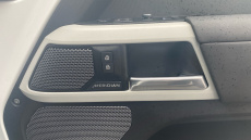 Land Rover Defender 2.0 P300 SE 110 5dr Auto Petrol Estate